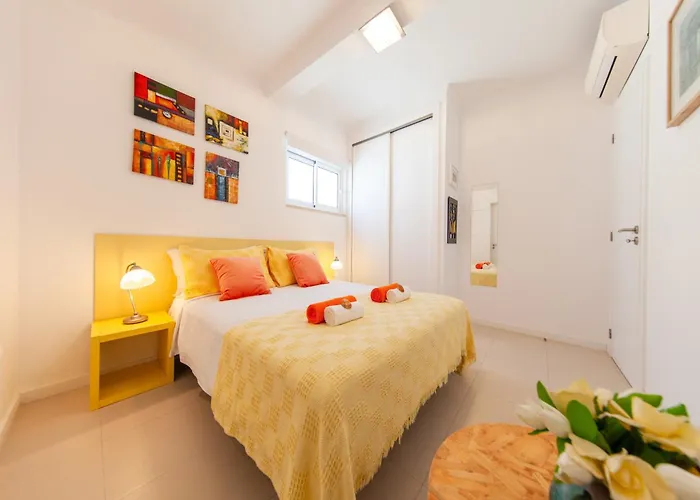 Charming Villa, Close To The Beach