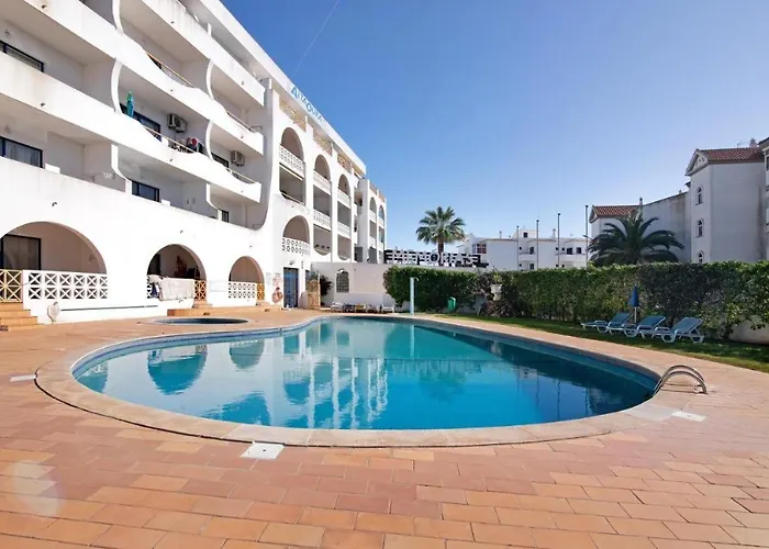 Alta Oura Beach Apartment