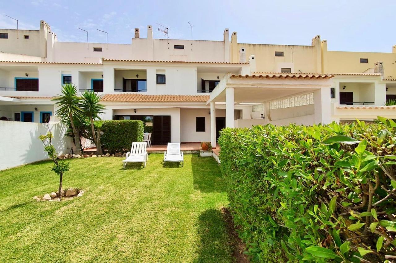 Lovelystay - Alto Dos Caliços 2br House With Garden Casa de Férias Albufeira