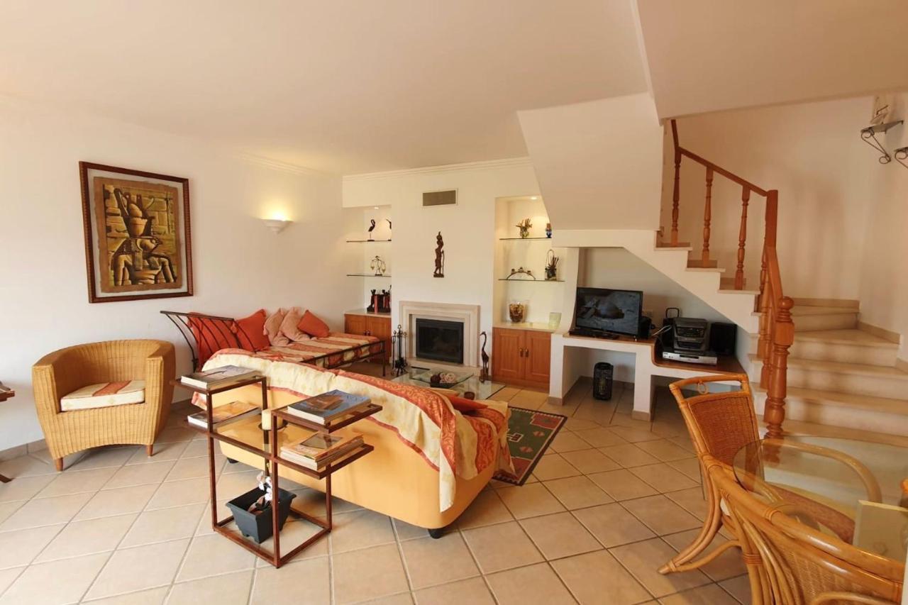 Lovelystay - Alto Dos Caliços 2br House With Garden *