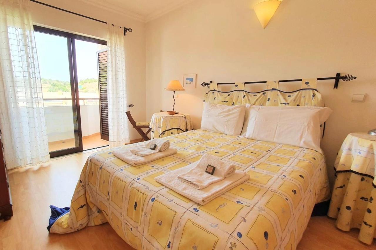 Lovelystay - Alto Dos Caliços 2br House With Garden Casa de Férias Albufeira