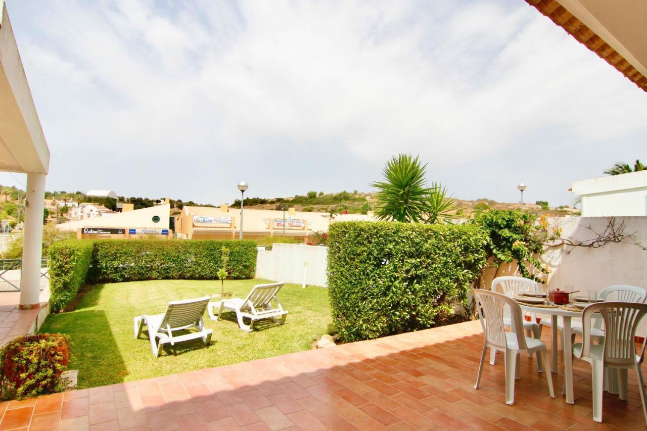 Lovelystay - Alto Dos Caliços 2br House With Garden *