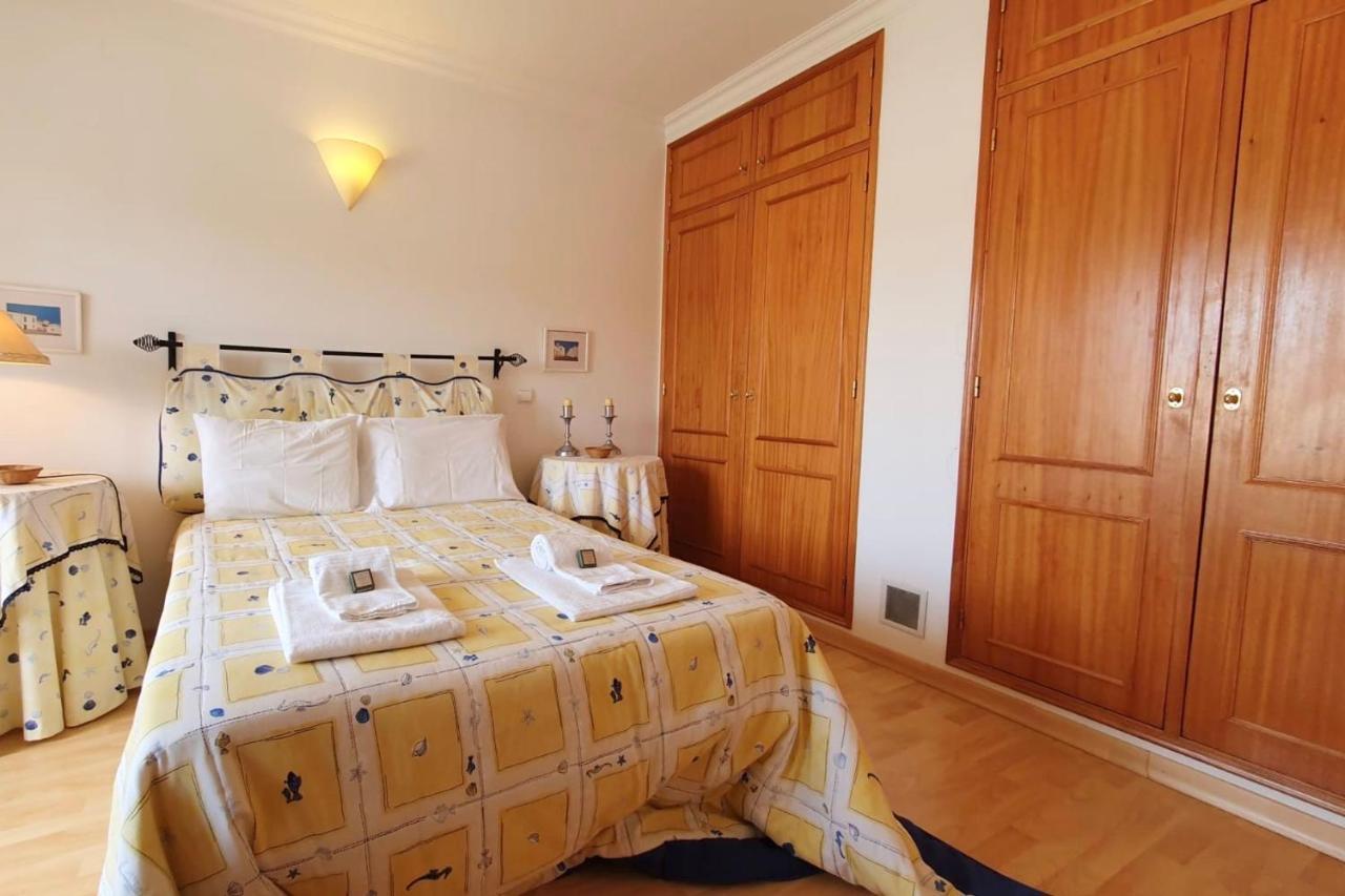 Lovelystay - Alto Dos Caliços 2br House With Garden Casa de Férias *