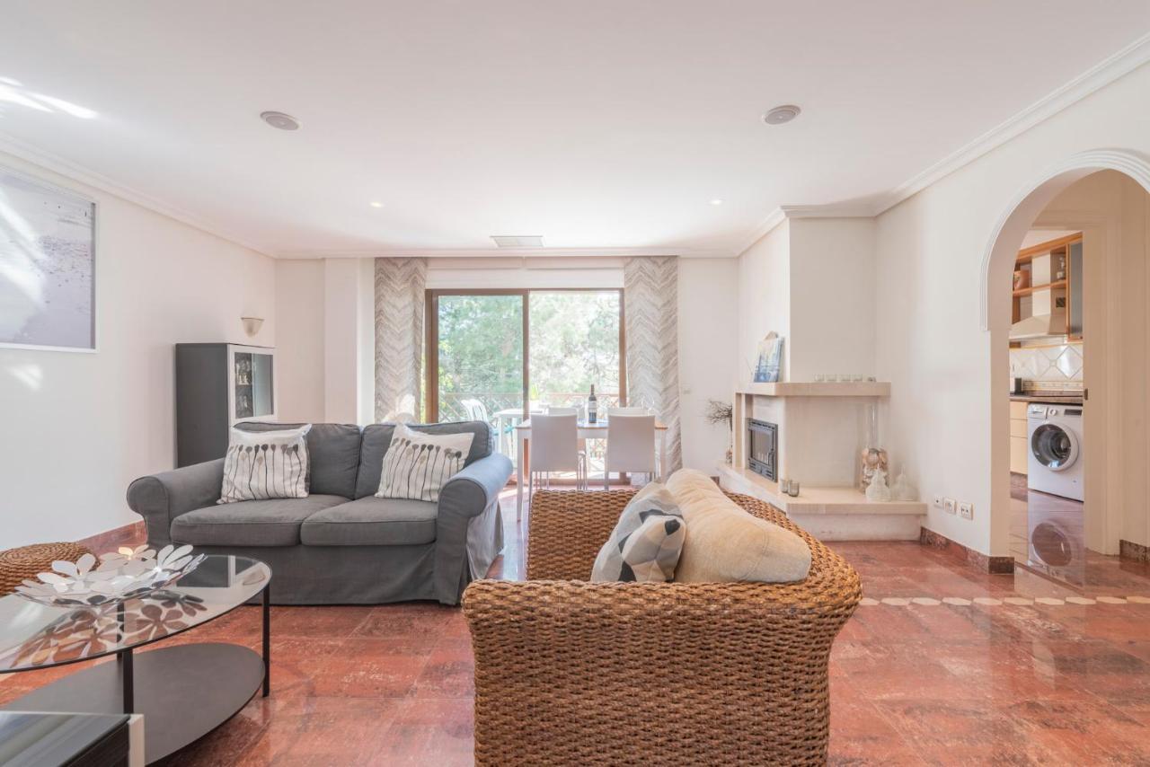 Apartamento Excellent T2 With Pools 400m Falesia