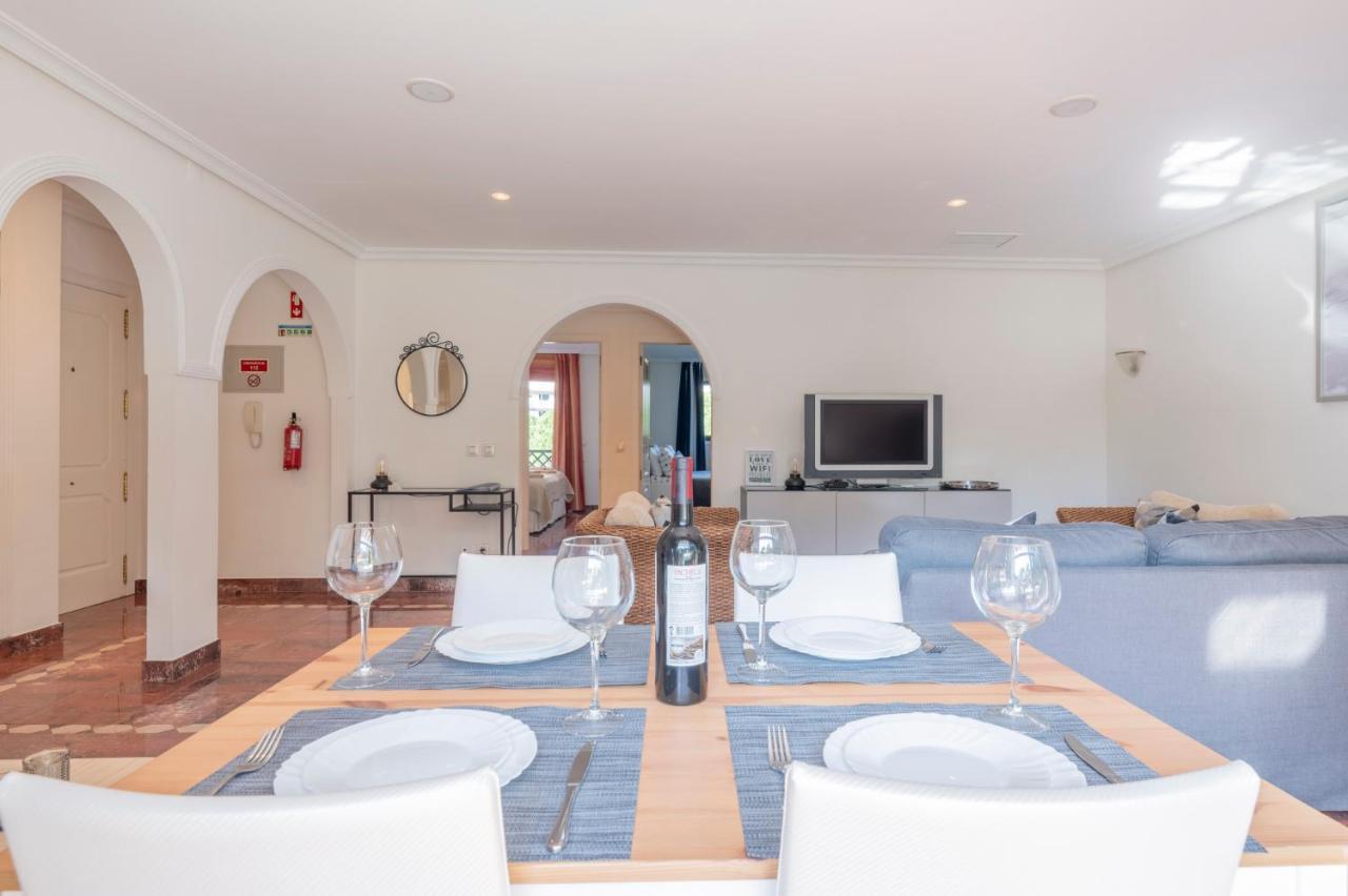 Apartamento Excellent T2 With Pools 400m Falesia