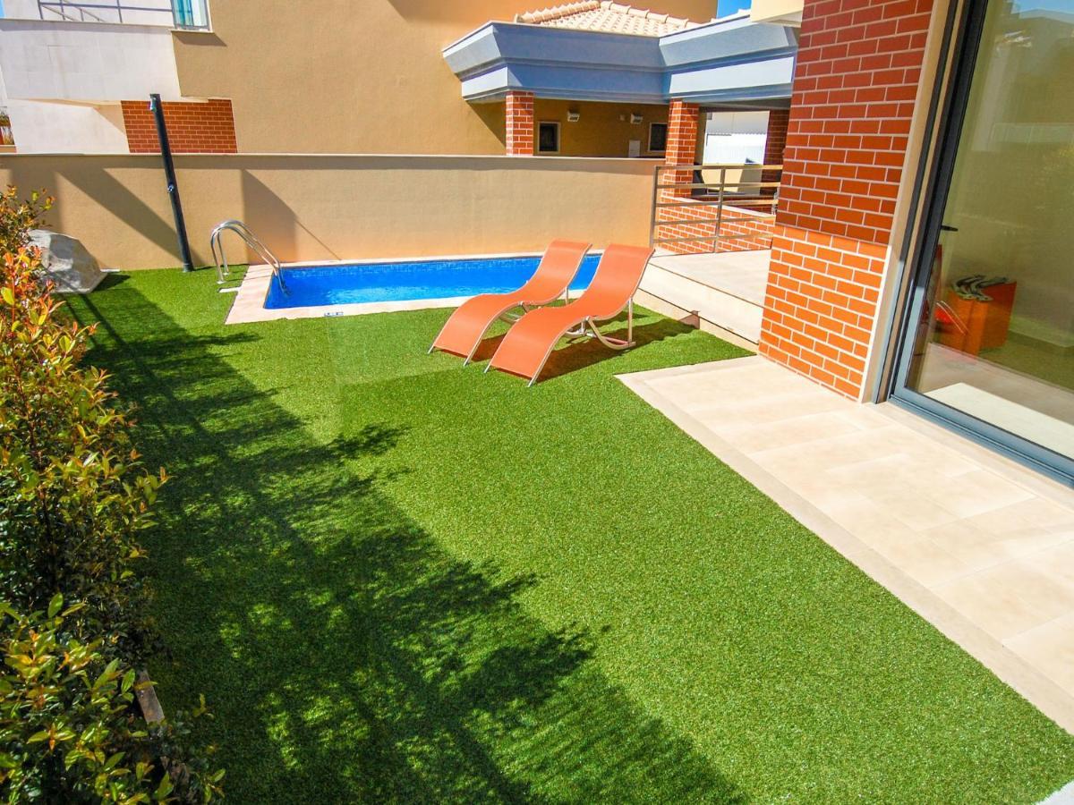 Villa V4, Jardins Branqueira2 Near Beach, *