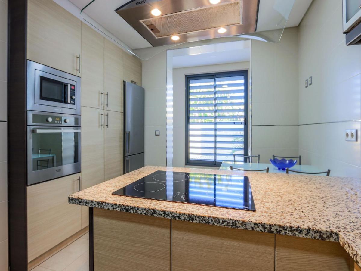 Villa V4, Jardins Branqueira2 Near Beach, *