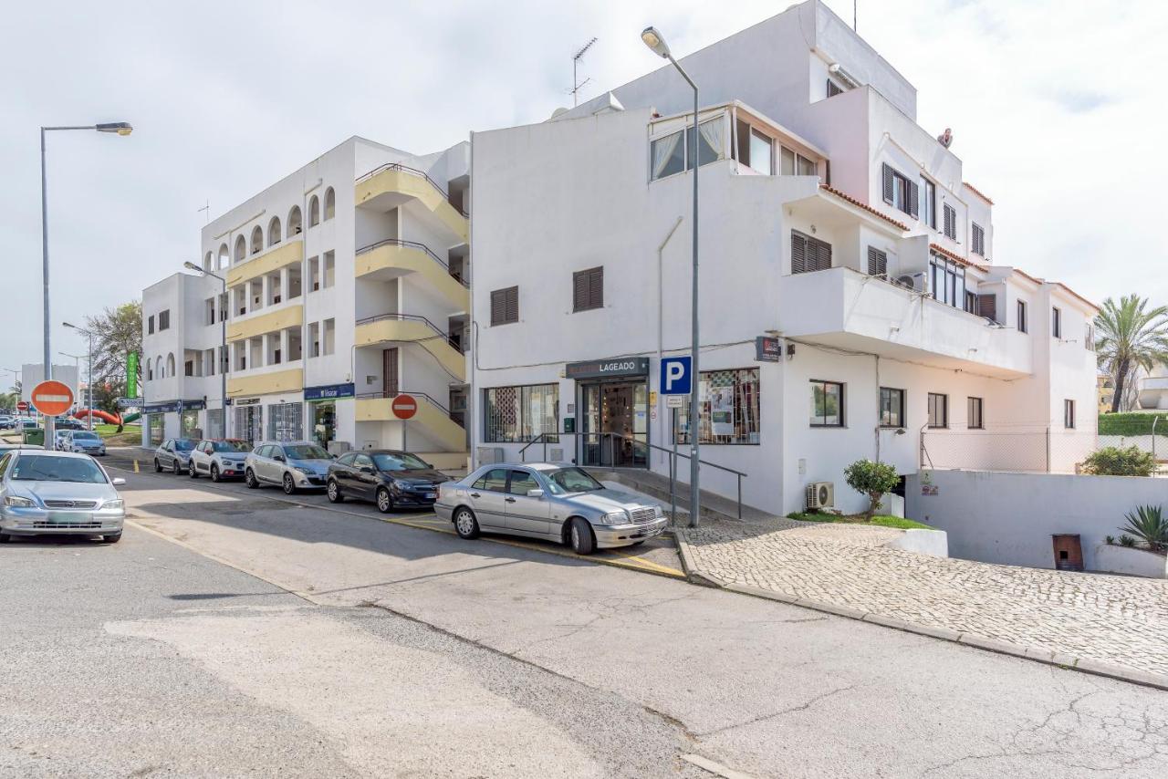 Apartment Flh Balcony Flat With Pool *