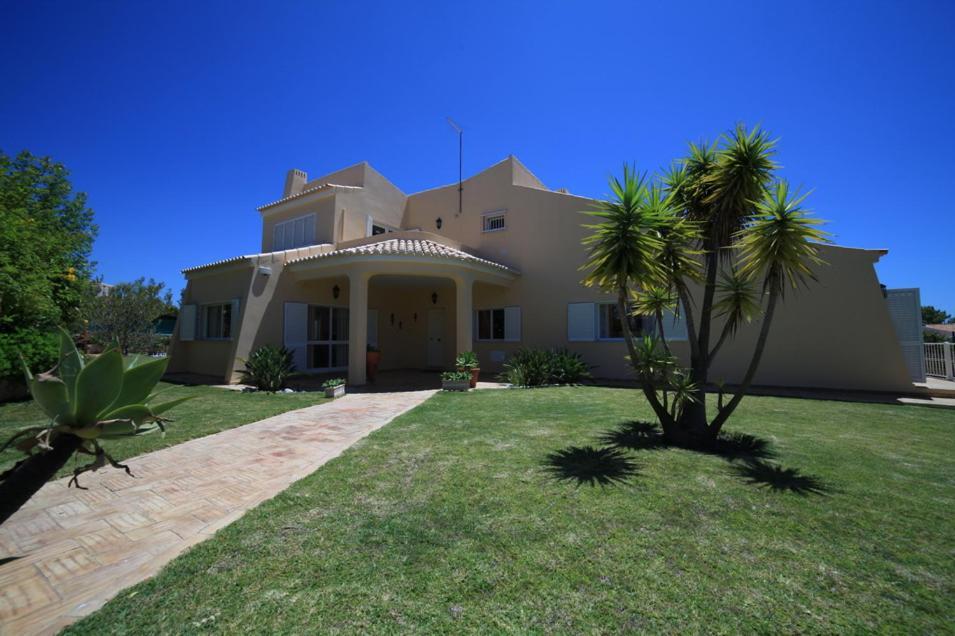 Casa Coral Pousada *