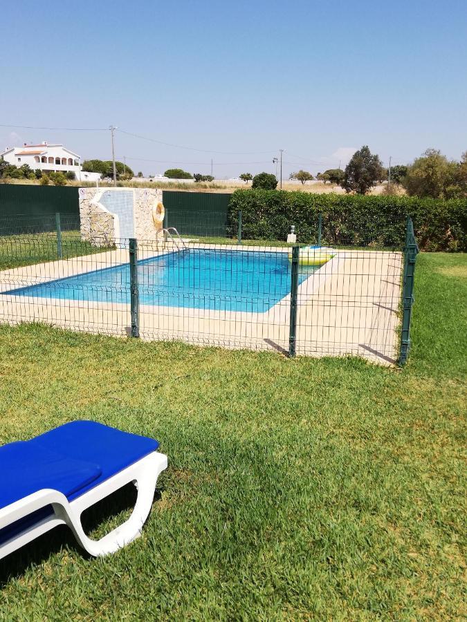 Mila - 3 Bedroom With Pool *