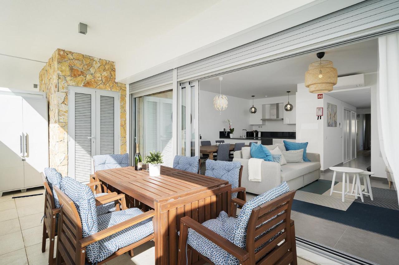 Modern 2 Bed - - Roof Pool Apartment Albufeira