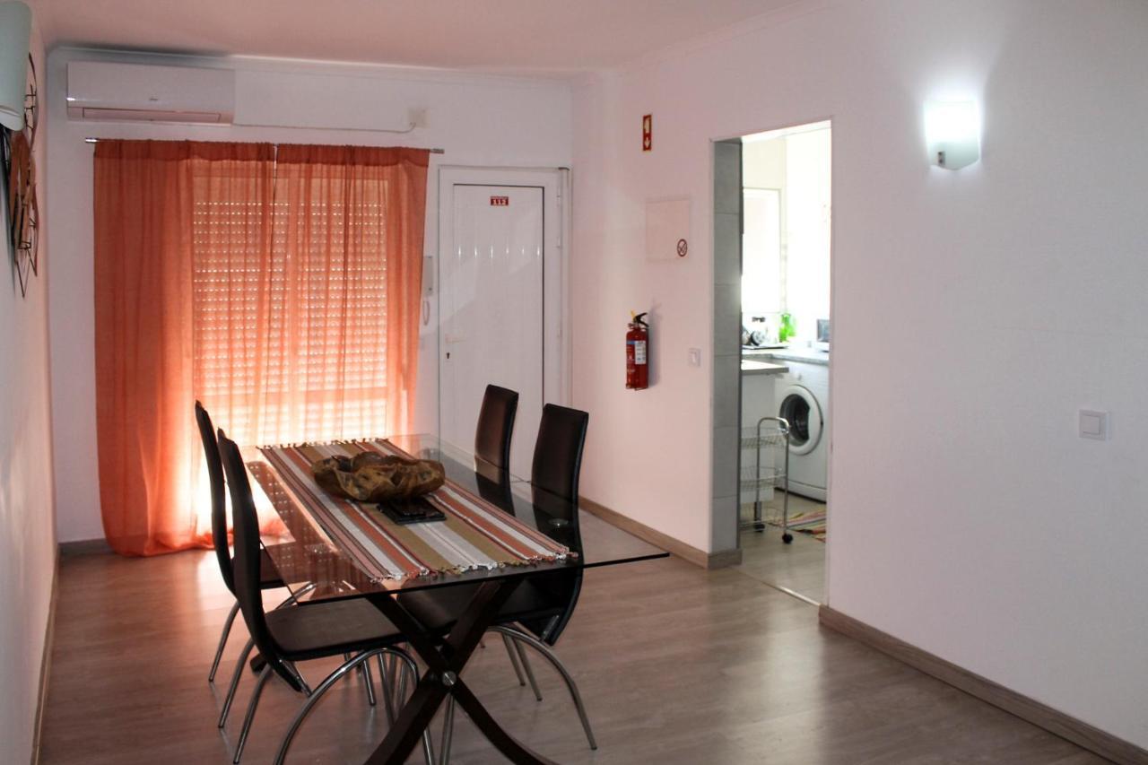 T1 - Acacias With Pool Montechoro Next To The Swimming Pool Of Jupiter * Albufeira