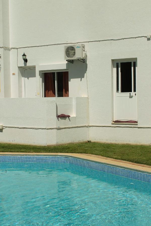 T1 - Acacias With Pool Montechoro Next To The Swimming Pool Of Jupiter * Albufeira