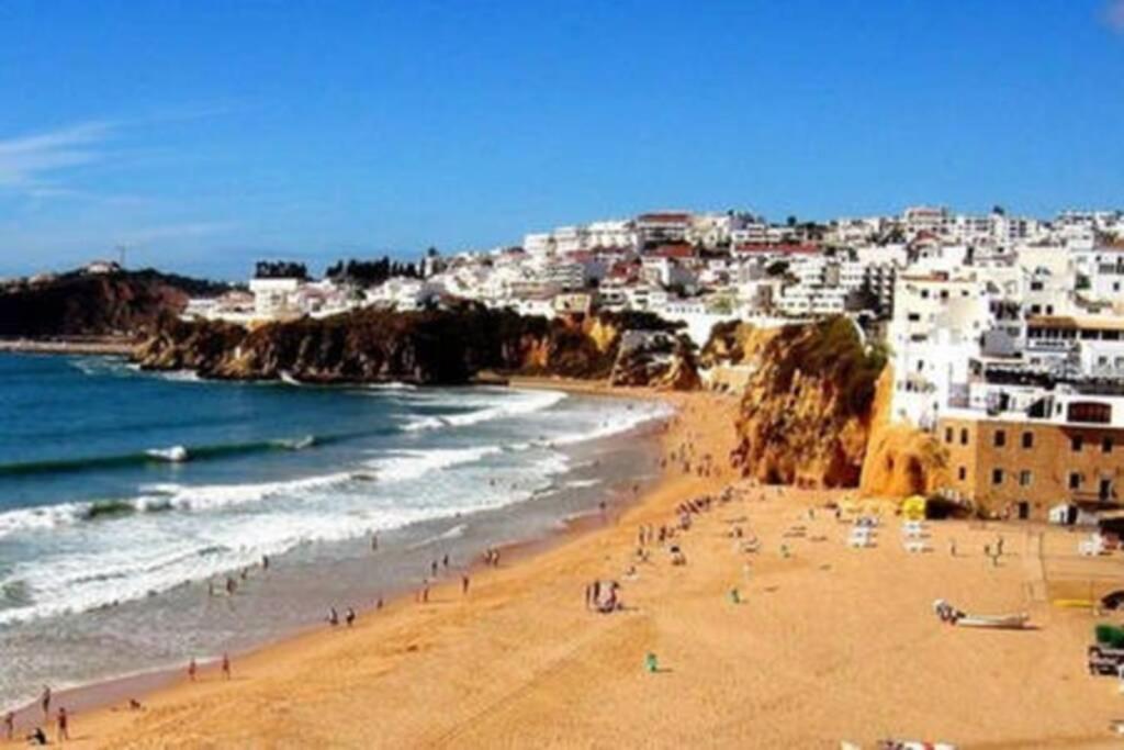 Modern 3 Bedroom Pool View. Apartment Albufeira