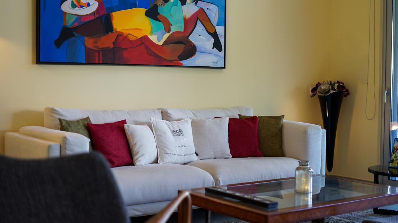 Glamour House By Stay-Ici, Algarve Holiday Rental Villa *