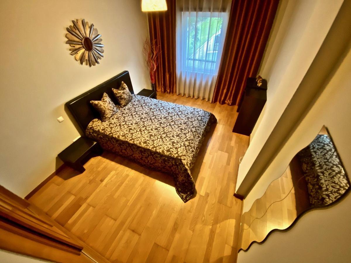Apartment Center Oura Beach *