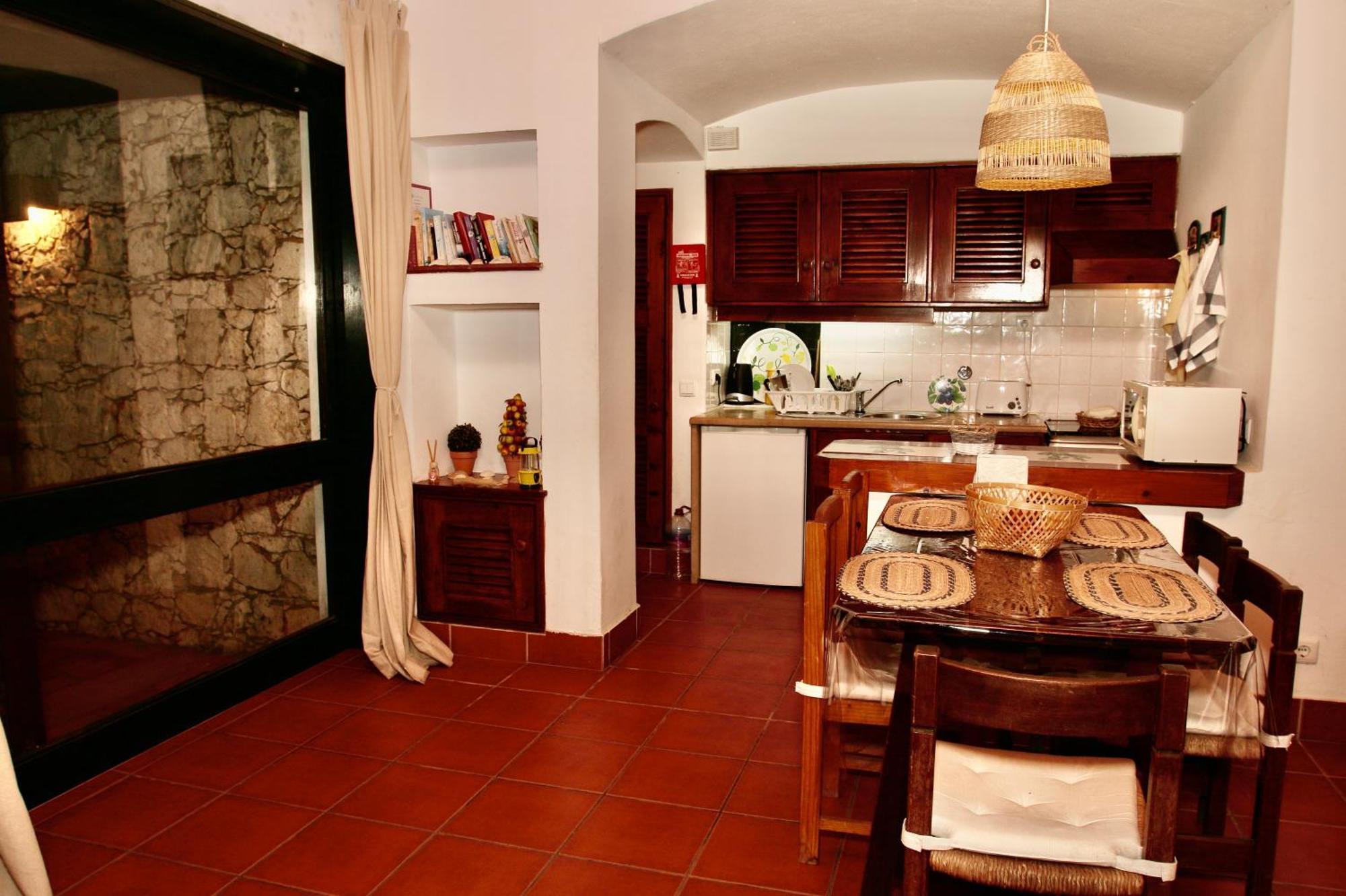 Villa Jacaranda - 550m From The - Free Wifi - By Bedzy Albufeira