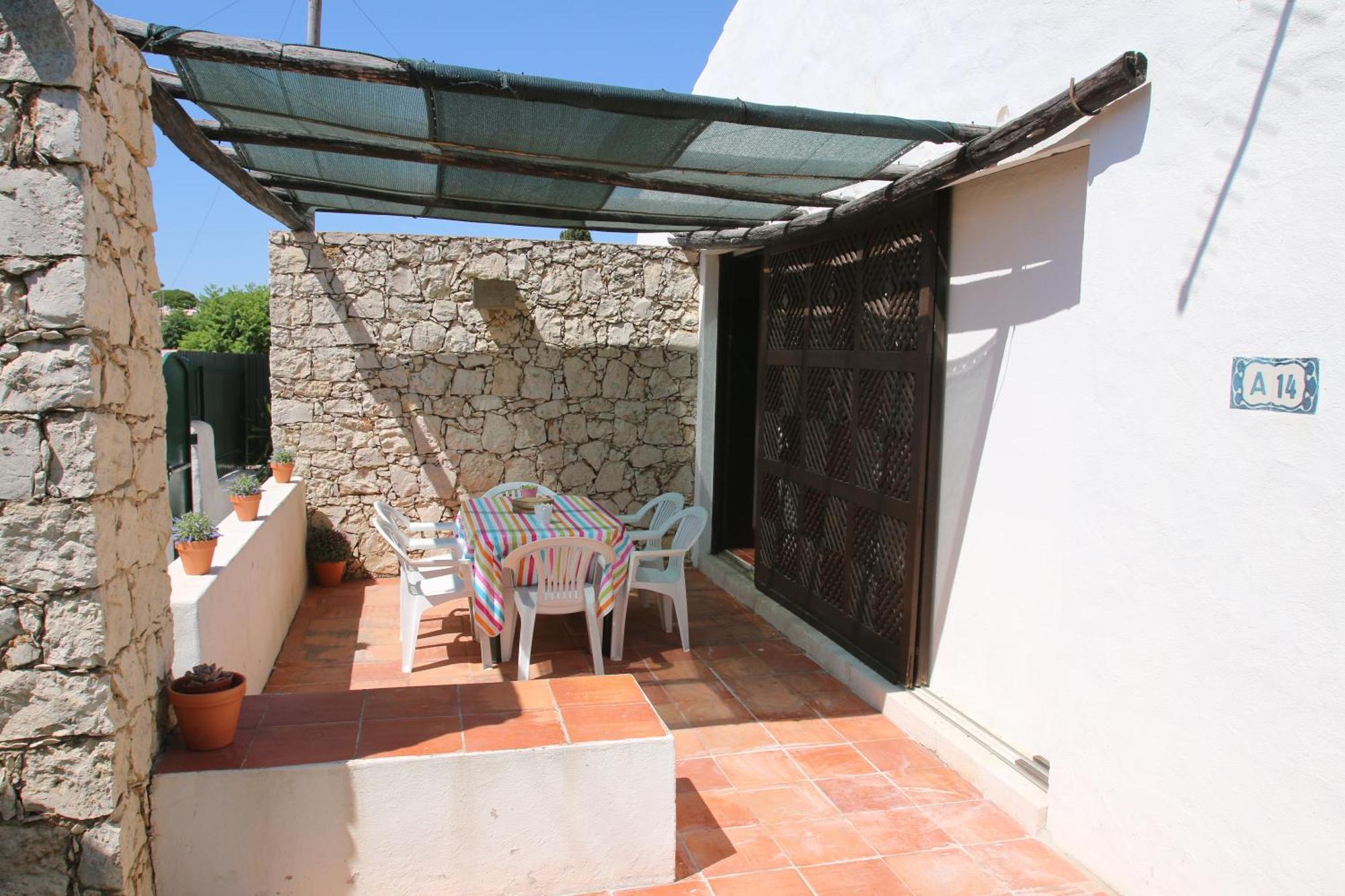 Jacaranda - 550m From The - Free Wifi - By Bedzy Villa