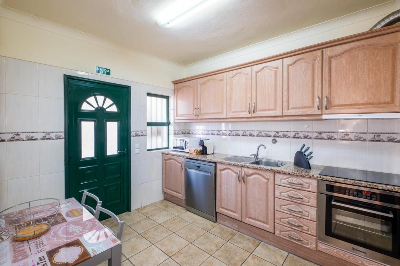 Villa Sequeira - Private Pool - Free Wifi - By Bedzy