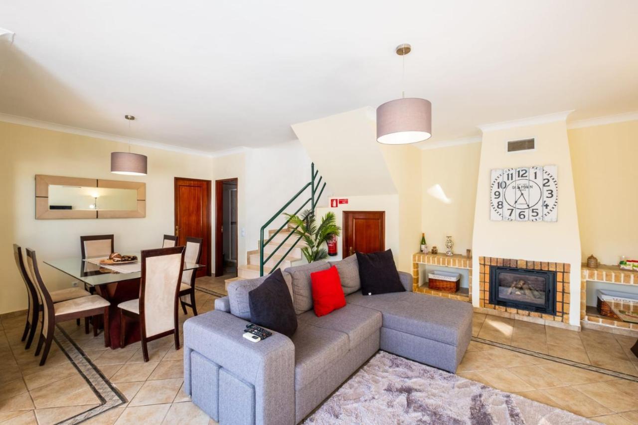 Sequeira - Private Pool - Free Wifi - By Bedzy Villa