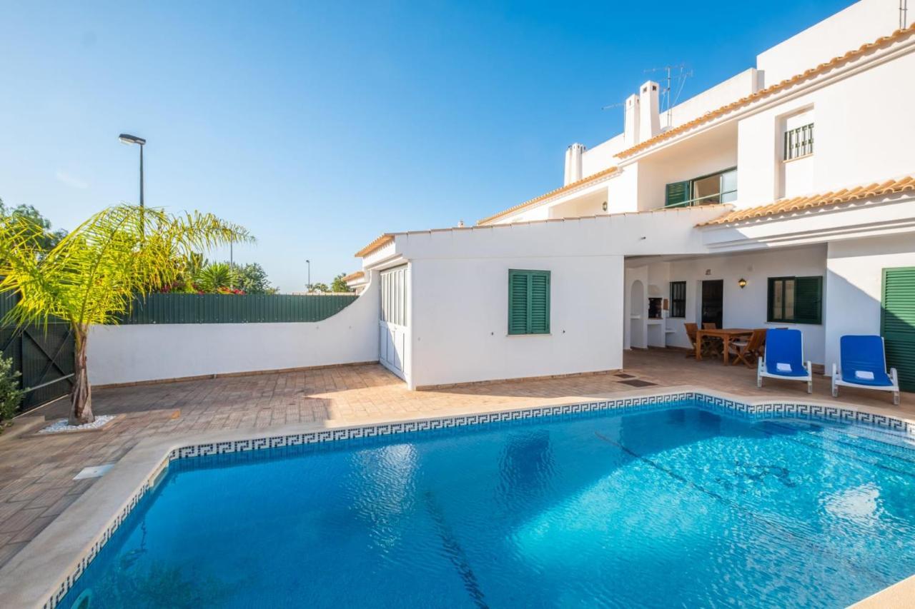 Villa Sequeira - Private Pool - Free Wifi - By Bedzy *