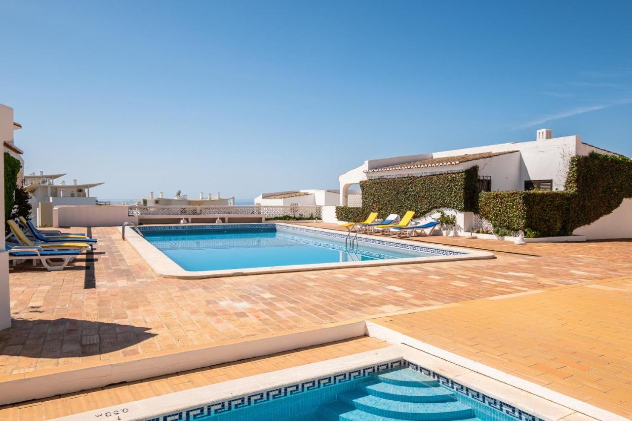 Apartment #084 Spacious Seaview With Ac, Pool And Garden Albufeira