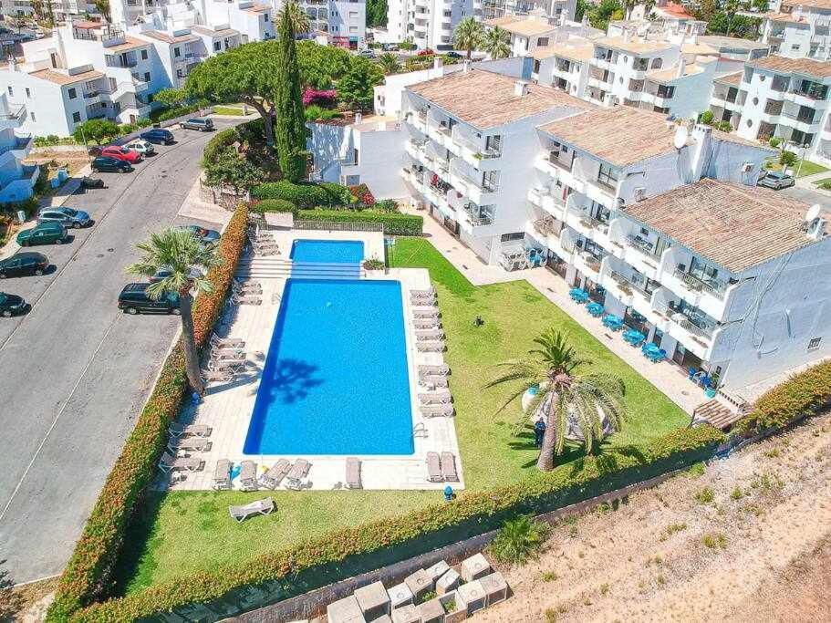 Estudio Solar A By Mtphomes