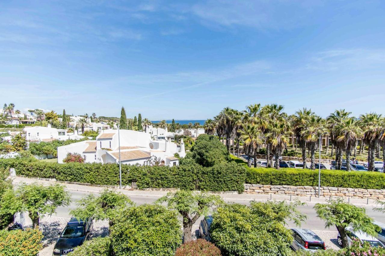 Apartment #053 Fully Equiped With Pool, 350 Mts Albufeira