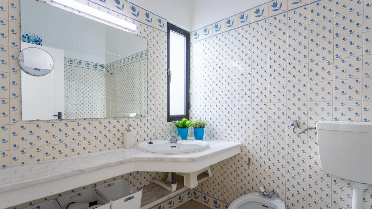 Apartment Sea 3bdr House W/ Patio By Lovelystay *