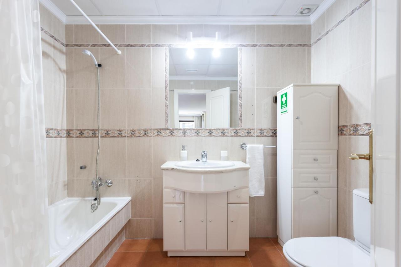Golden Blue Falesia Apartment *