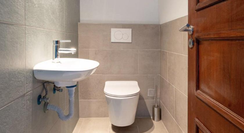 #053 Fully Equiped With Pool, 350 Mts Apartment Albufeira