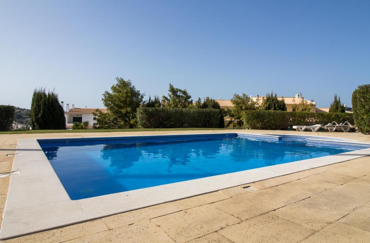 Family - Pool And Garden & Playground & & Apartamento Albufeira