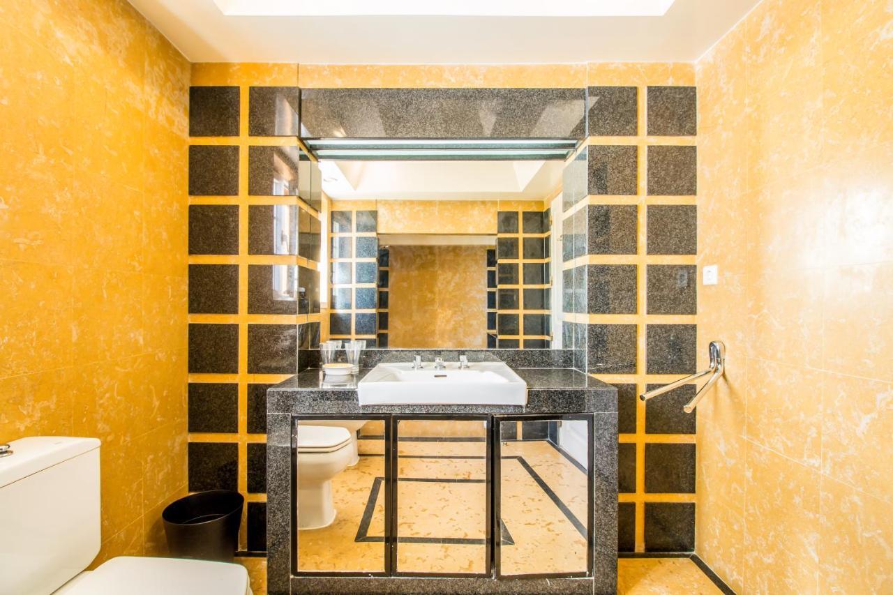 Cypress Apartment