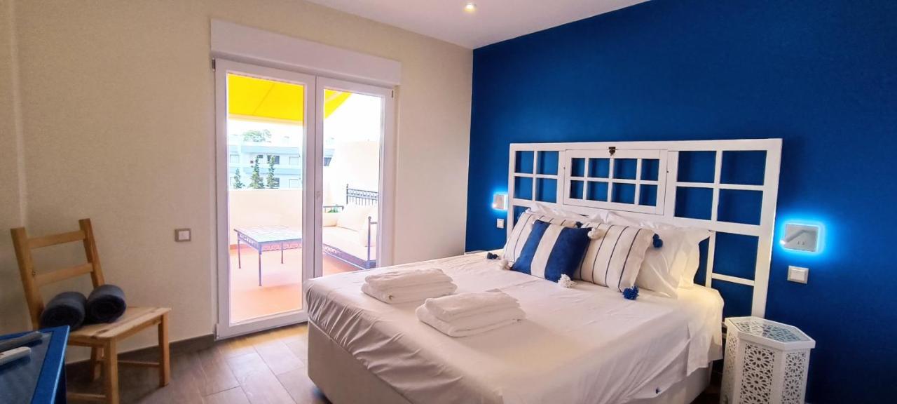 Apartment Blue & Yellow Penthouse With Terrace At Balaia Mar *