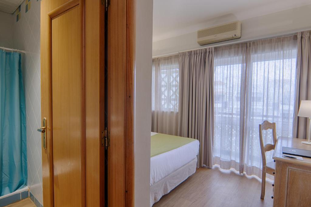 Aparthotel Luna Miramar Club 4*