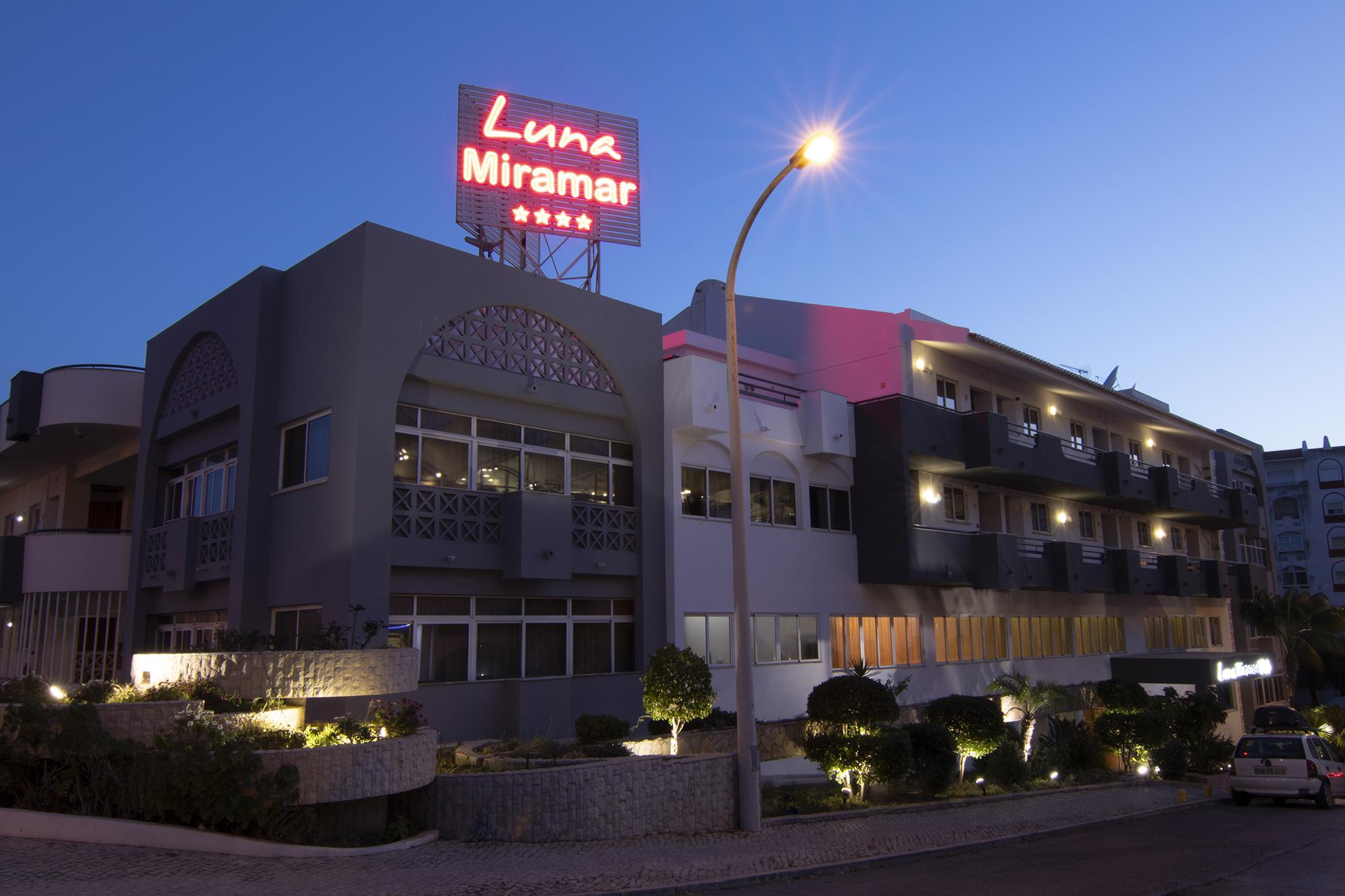 Aparthotel Luna Miramar Club