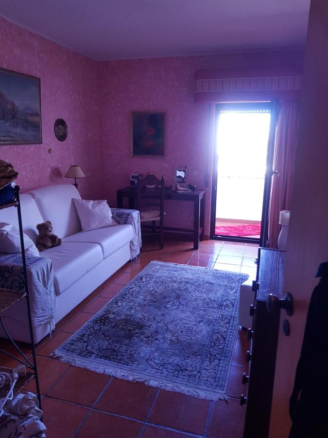 Bed & Breakfast Tamatramas Albufeira