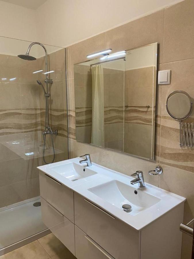Apartment Cozy Near Oura *