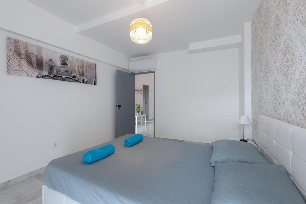 Brand New Apart With Sea View And Near The Apartment *
