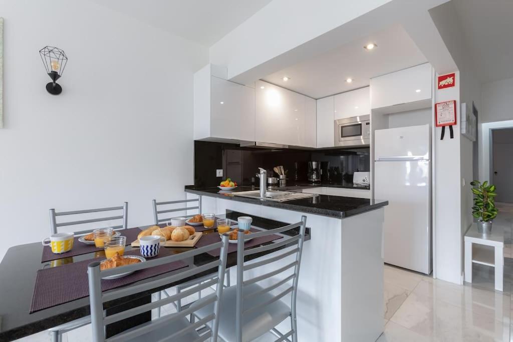 Apartment Brand New Apart With Sea View And Near The Albufeira