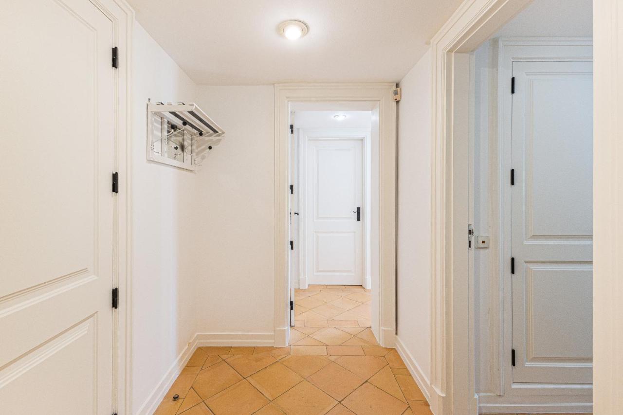 Cypress Apartment