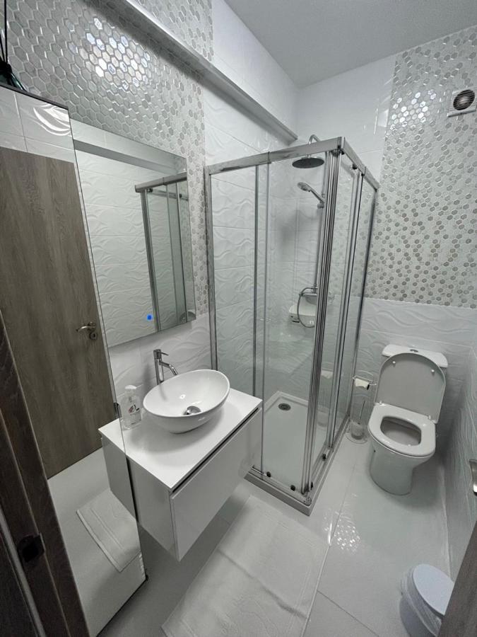 Homestay Amazon And Gray Bedrooms Albufeira