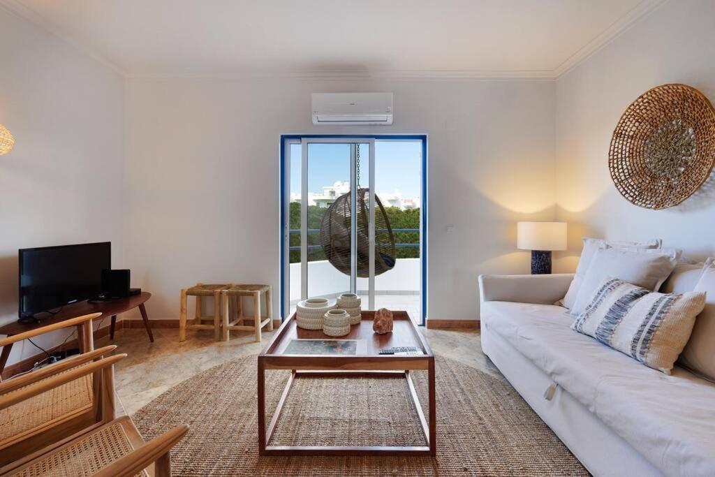 Seaside Serenity Beachside * Albufeira