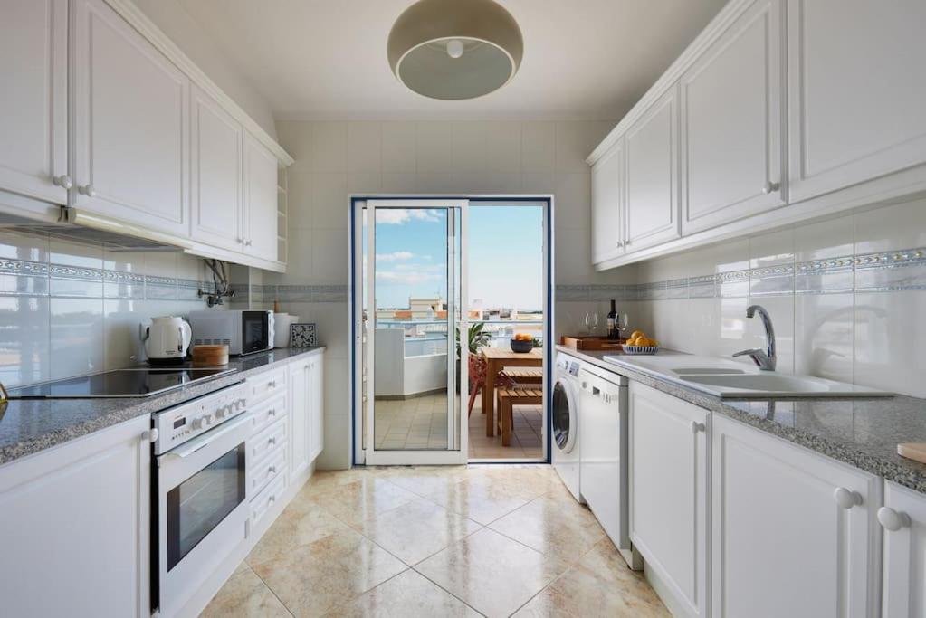 Apartamento Seaside Serenity Beachside Albufeira