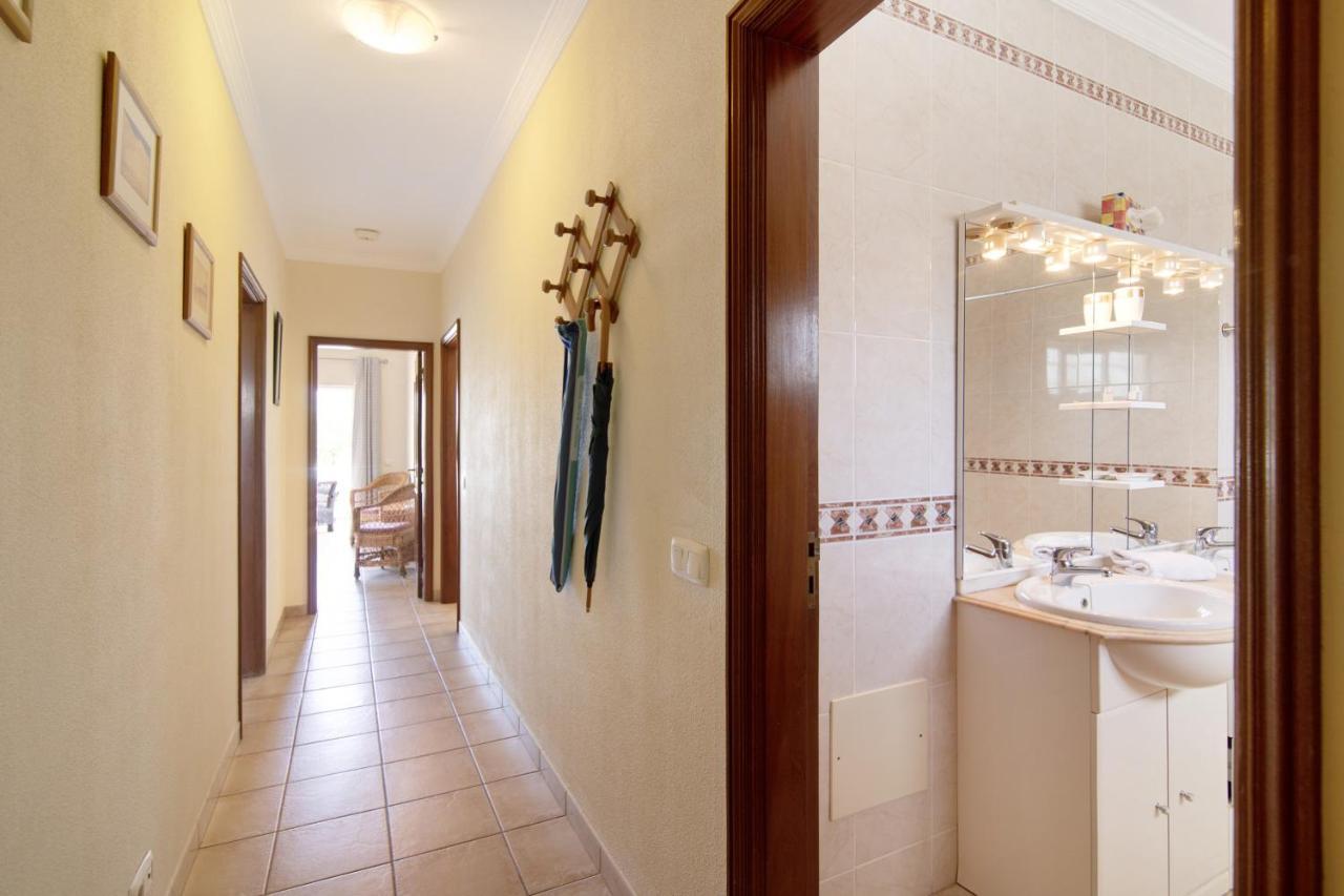 Yara With Terrace Apartment *
