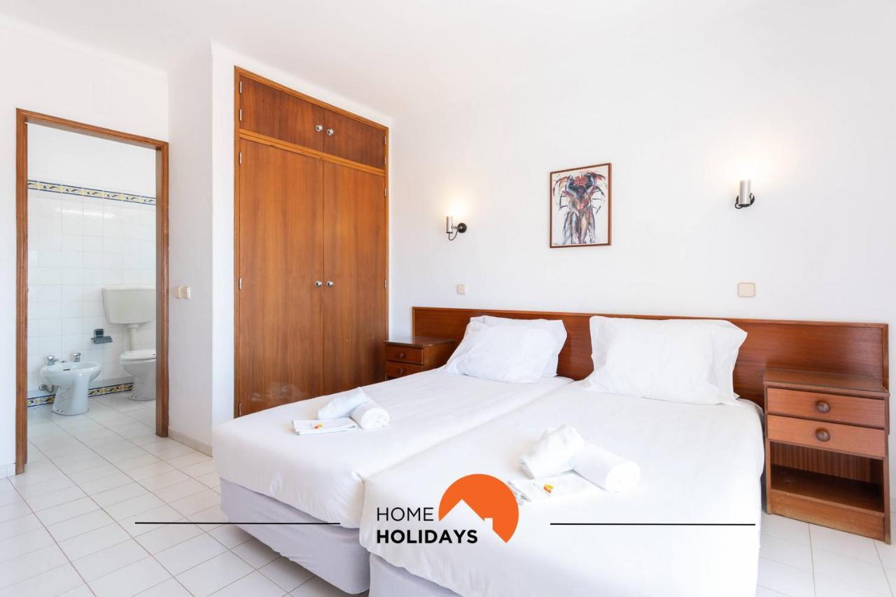 #132 Velamar 201 By Holidays