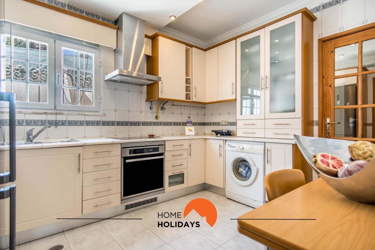 #128 Number 10 By Holidays Vakantiehuis *