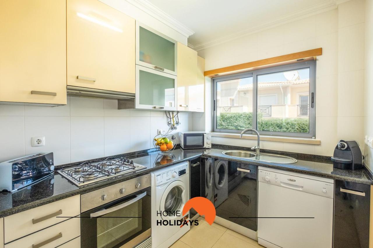 #077 T2 Pata Village By Holidays Albufeira