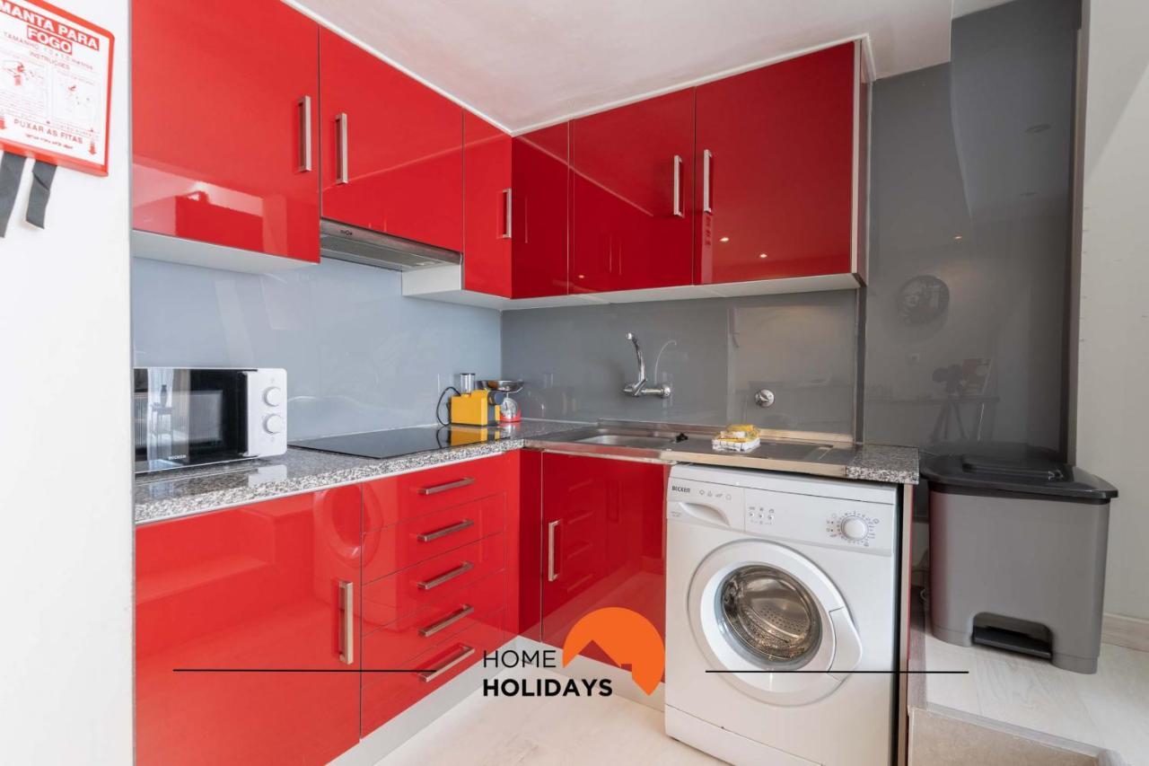 #106 Village Flat By Holidays *