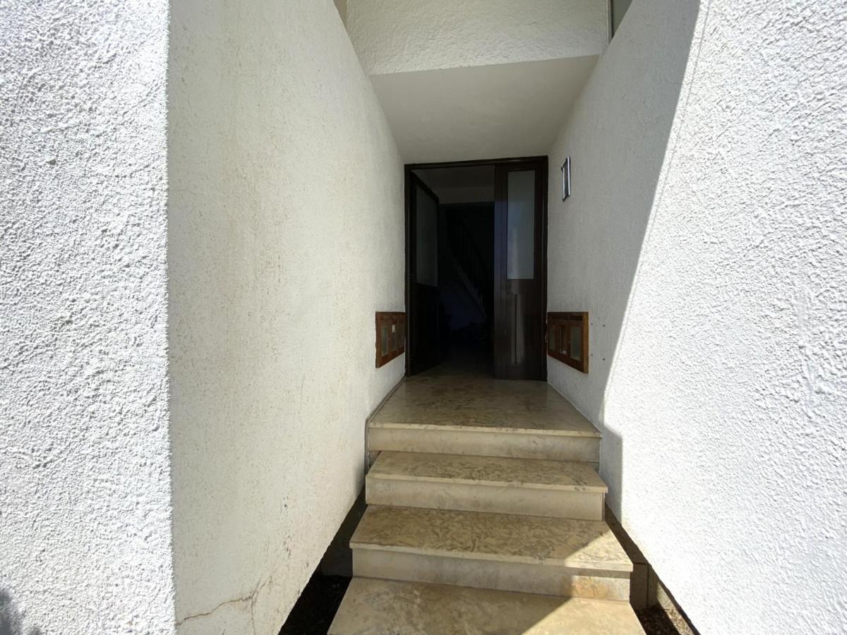 5 By Homing Apartment